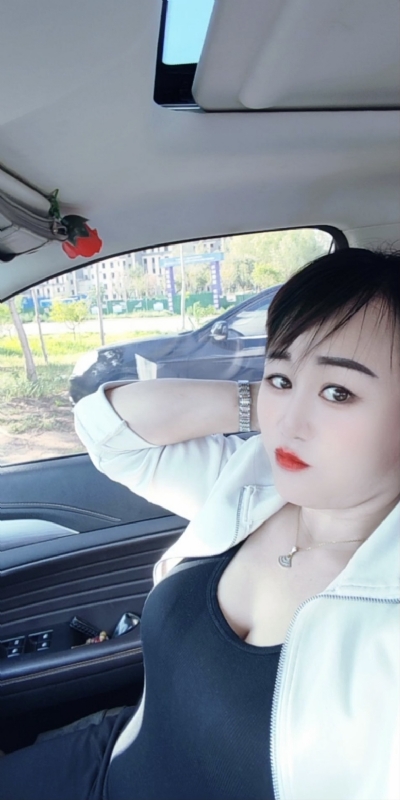 王芳燕的第四张照片--邯郸相亲服务中心