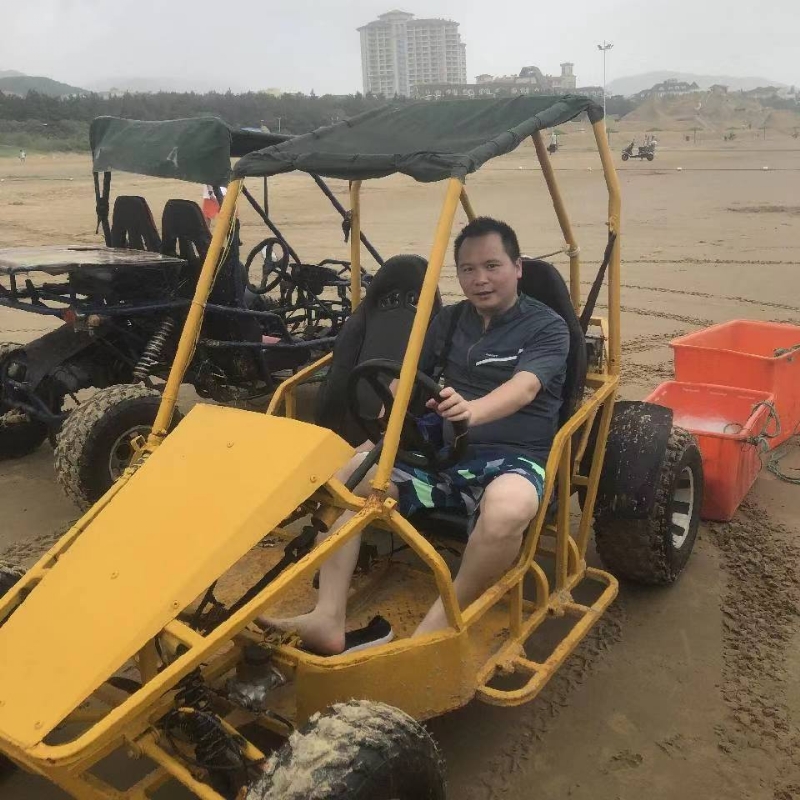 向前的第一张照片--邯郸相亲服务中心