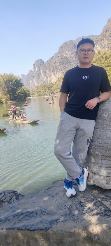 受过伤的狼的第二张照片--邯郸相亲服务中心