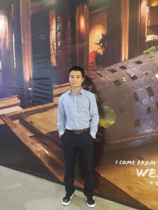 梧桐枫叶的第一张照片--邯郸相亲服务中心