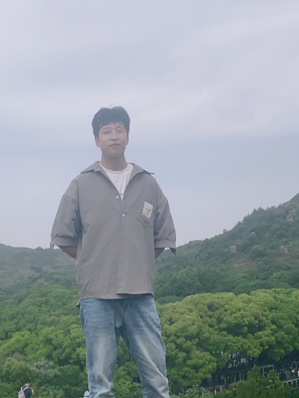 渐行渐远的第二张照片--邯郸相亲服务中心