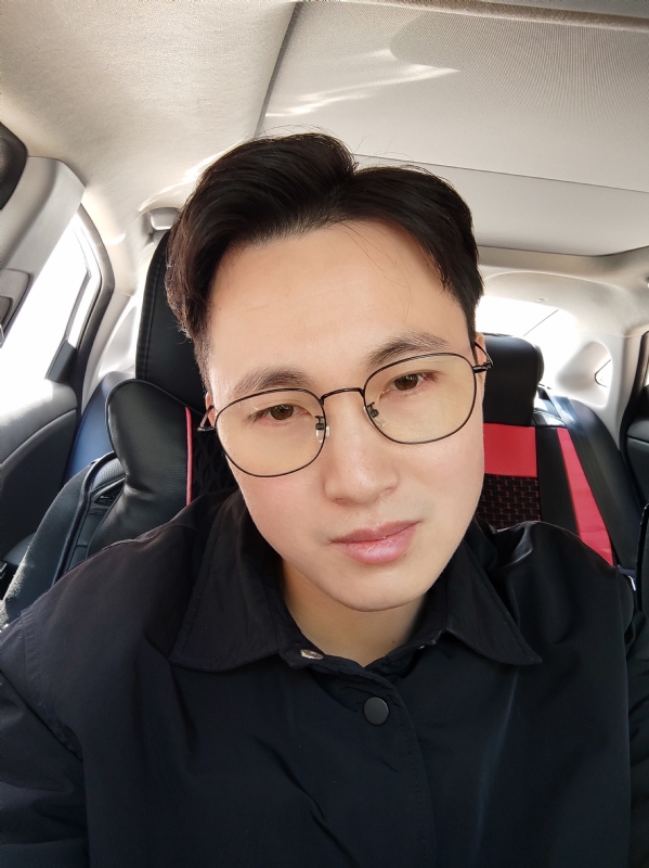 沉默先绅的第一张照片--邯郸相亲服务中心