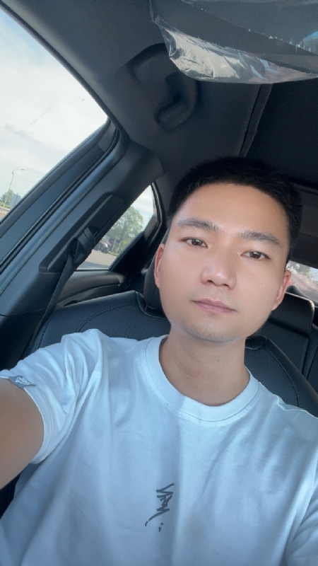 小江的第一张照片--邯郸相亲服务中心