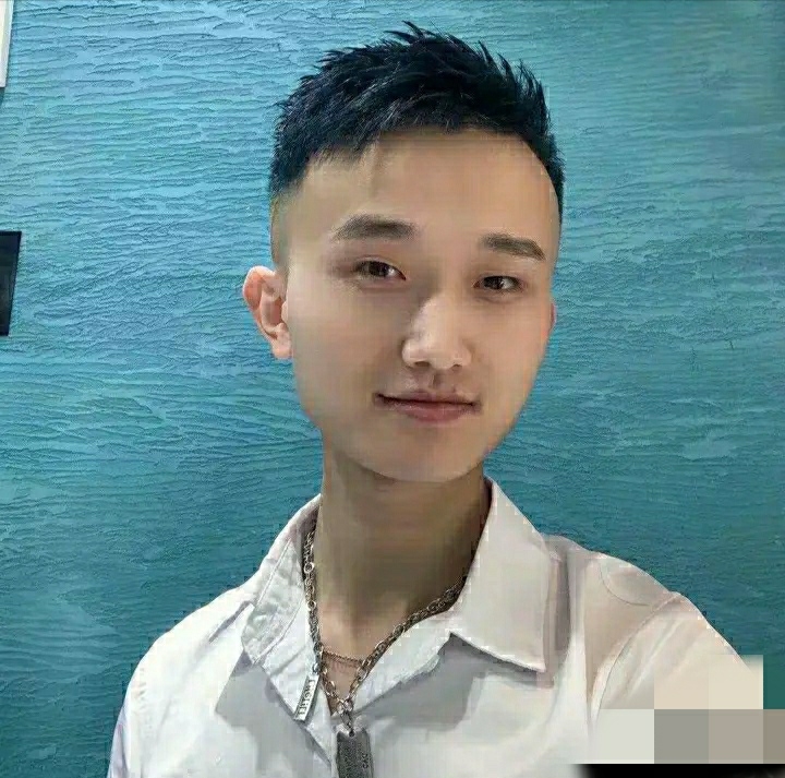 小哥哥的第一张照片--邯郸相亲服务中心