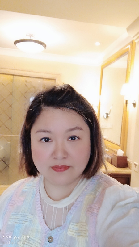 衎静玲瓏的第二张照片--邯郸相亲服务中心