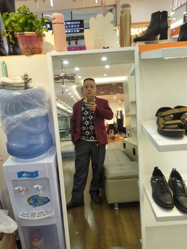 真诚征婚的第四张照片--邯郸相亲服务中心