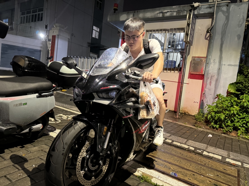 Uhiii的第一张照片--邯郸相亲服务中心