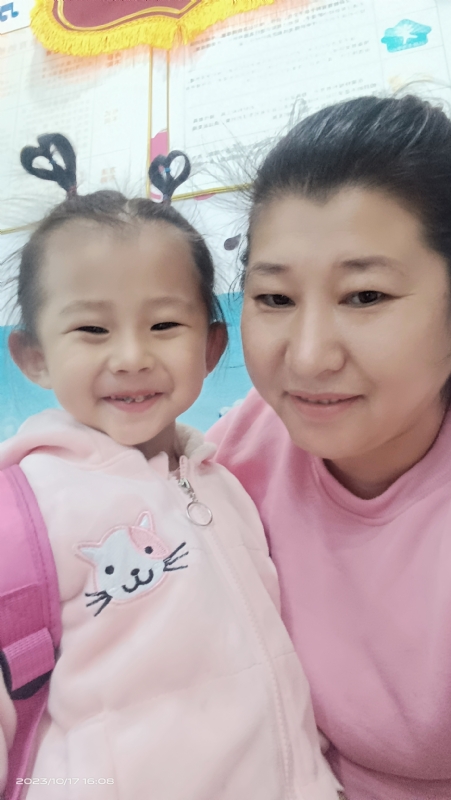 离异带俩娃的第一张照片--邯郸相亲服务中心