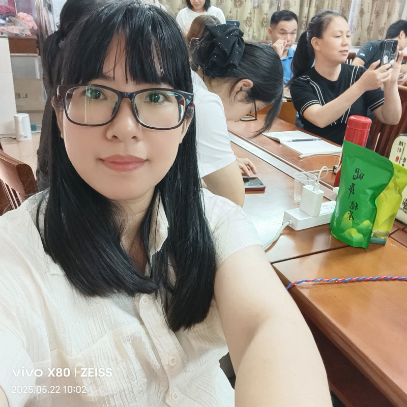 雯城慧敏的第一张照片--邯郸相亲服务中心