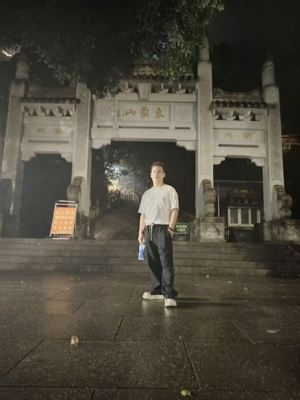 慕晨的第一张照片--邯郸相亲服务中心