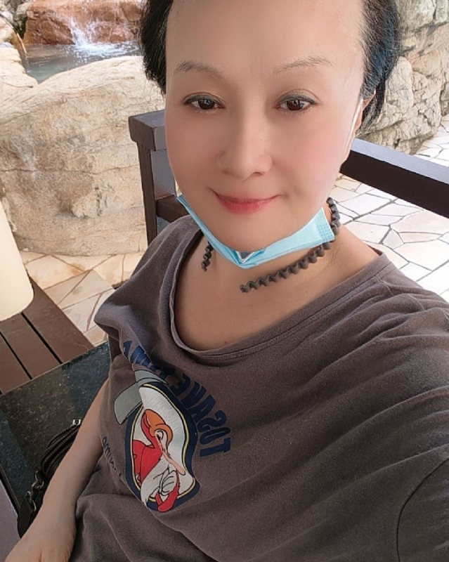 hong的第三张照片--邯郸相亲服务中心