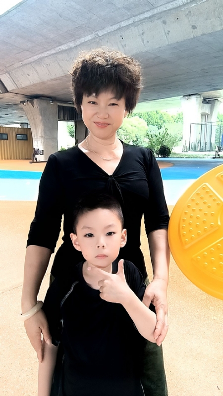 火凤凰的第二张照片--邯郸相亲服务中心