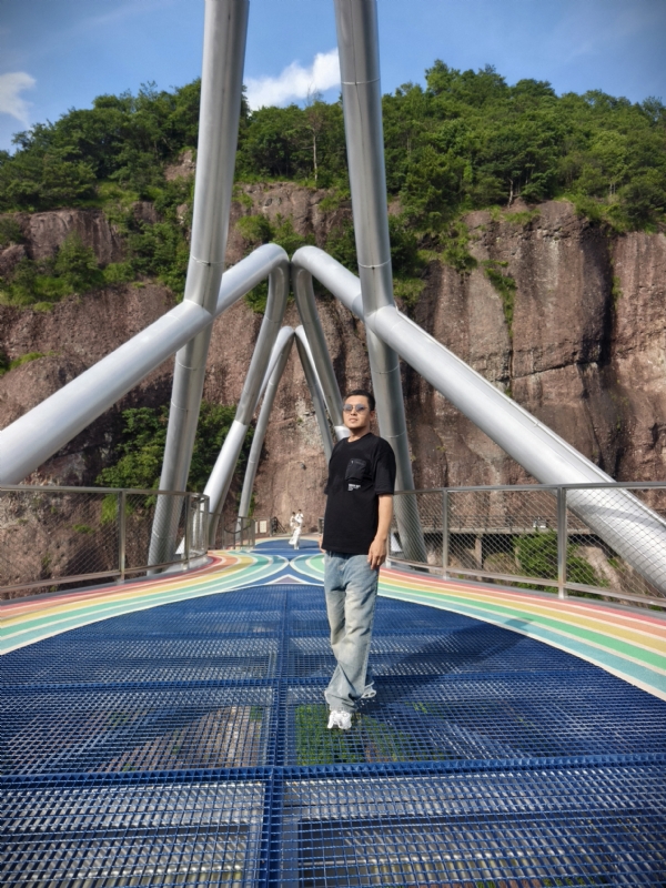 我心飞翔cjb的第二张照片--邯郸相亲服务中心