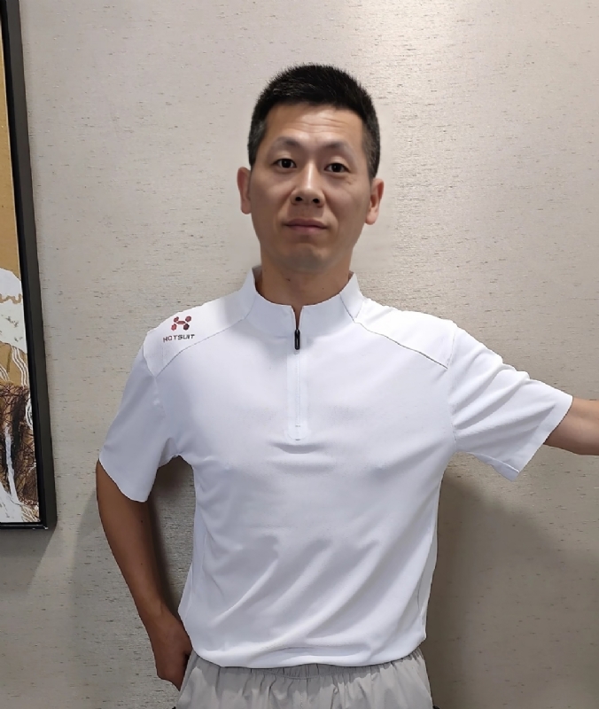 红旗下长大的第一张照片--邯郸相亲服务中心