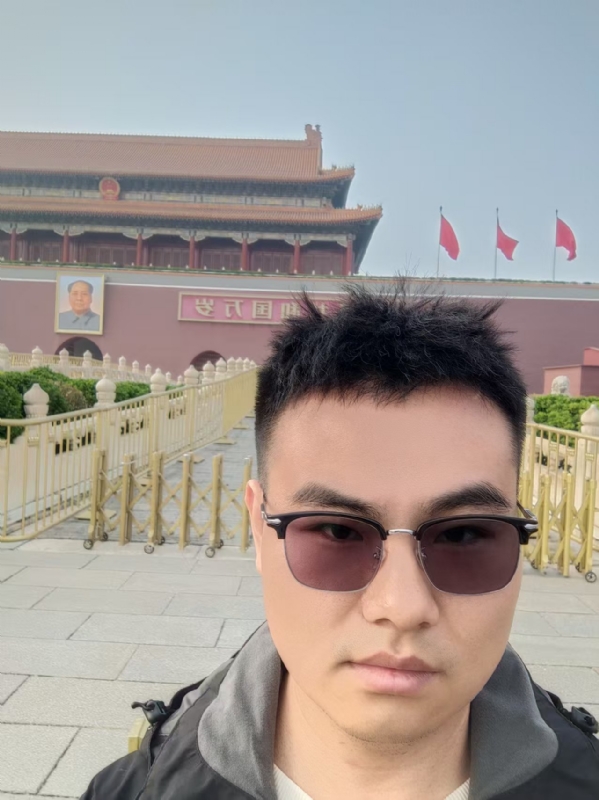 喧嚣的风的第一张照片--邯郸相亲服务中心