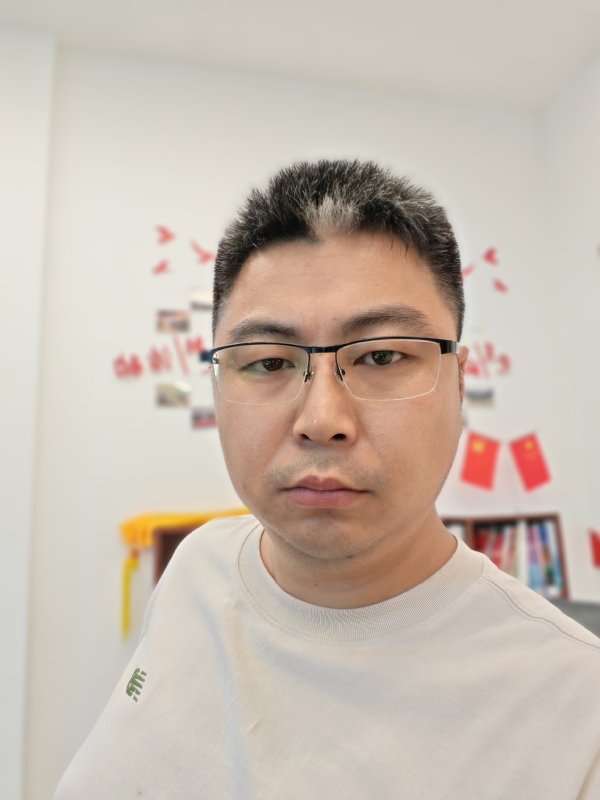 苦海寻舟的第一张照片--邯郸相亲服务中心