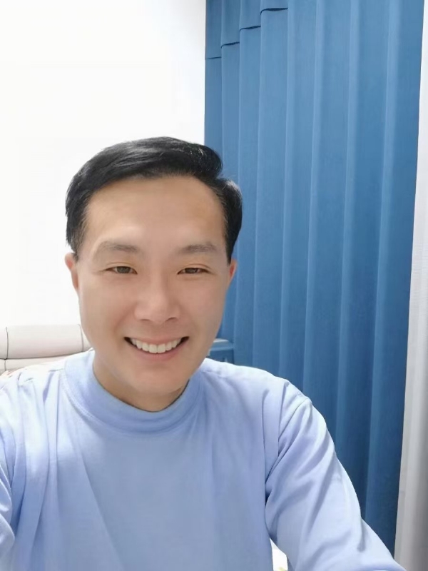 枫叶的第三张照片--邯郸相亲服务中心