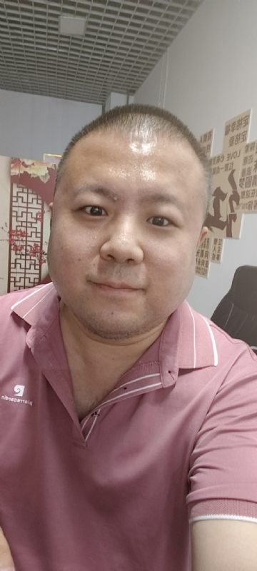 漫步星辰的第一张照片--邯郸相亲服务中心