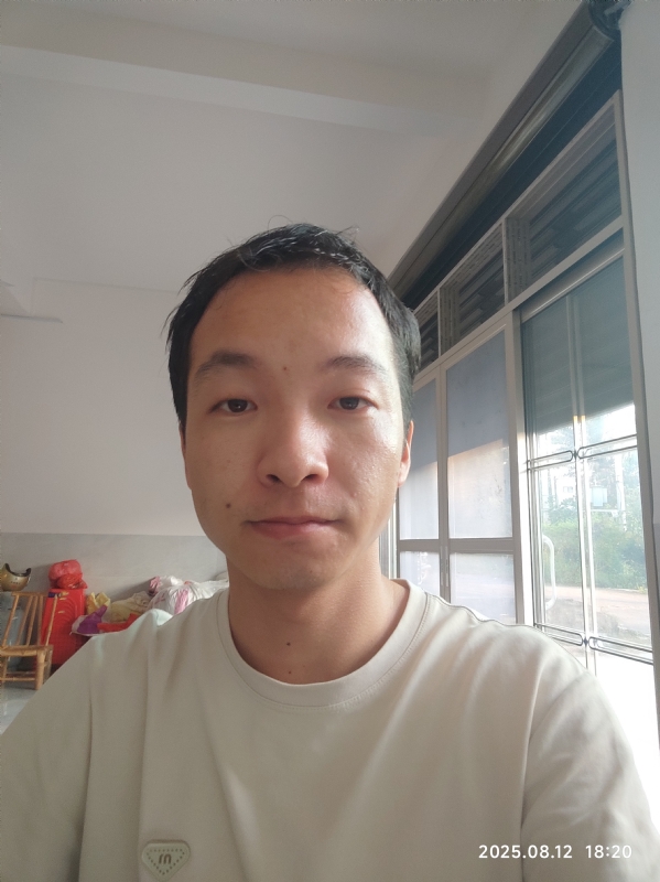 杨培鑫的第一张照片--邯郸相亲服务中心