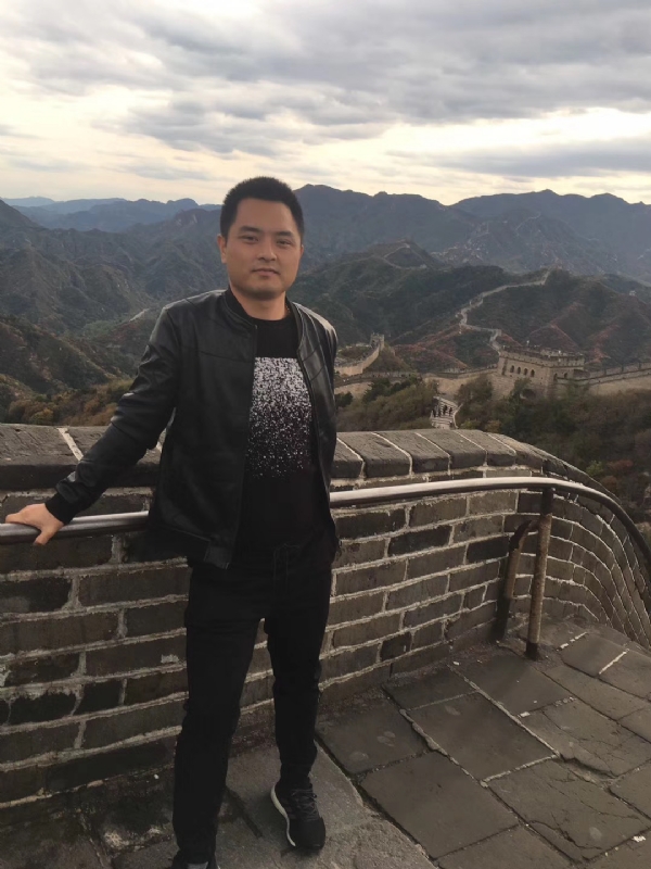 海阔天空的第一张照片--邯郸相亲服务中心