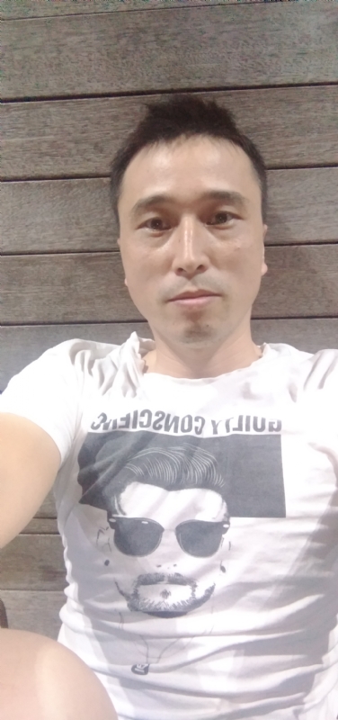 笑看一切的第一张照片--邯郸相亲服务中心