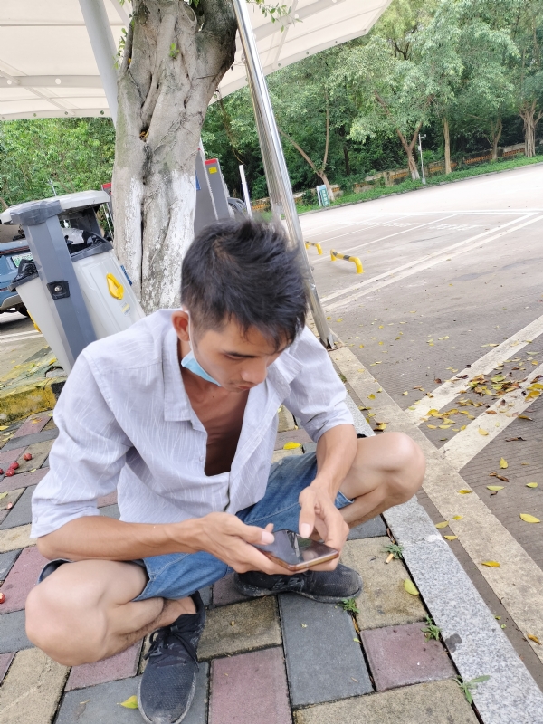 太累了的第一张照片--邯郸相亲服务中心