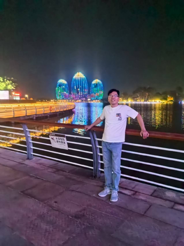 千年老妖的第一张照片--邯郸相亲服务中心