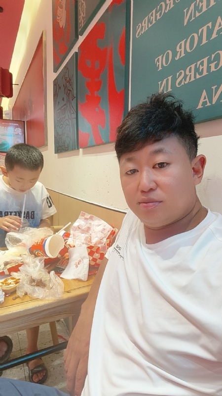 景色宏图的第一张照片--邯郸相亲服务中心