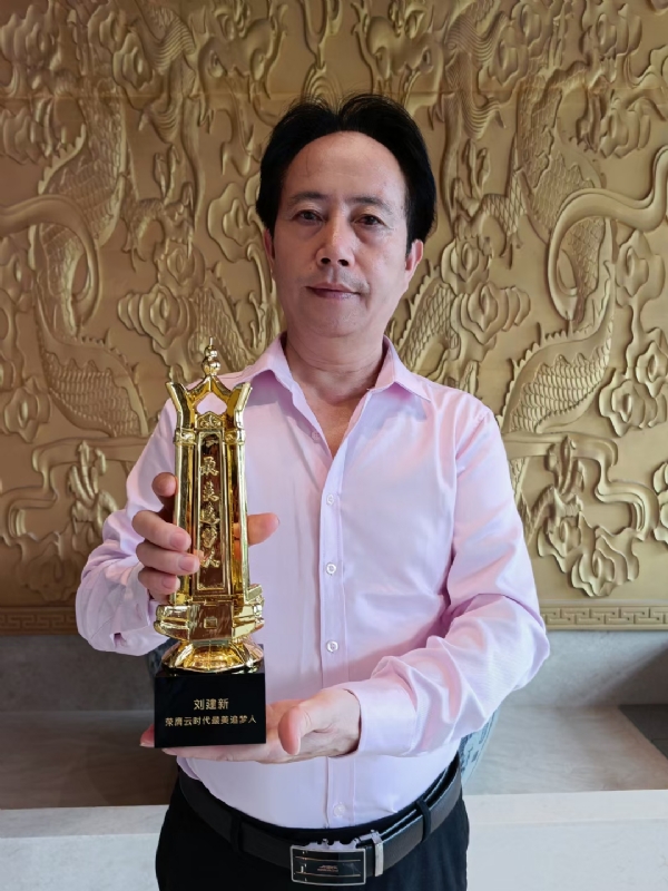 青春有你的第二张照片--邯郸相亲服务中心