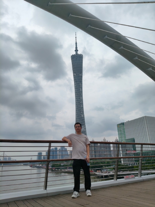 幻胧的第一张照片--邯郸相亲服务中心