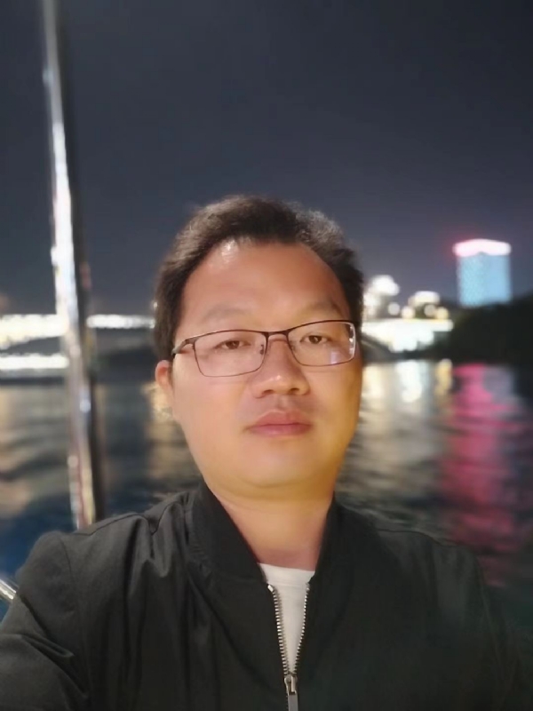 祝你平安的第一张照片--邯郸相亲服务中心