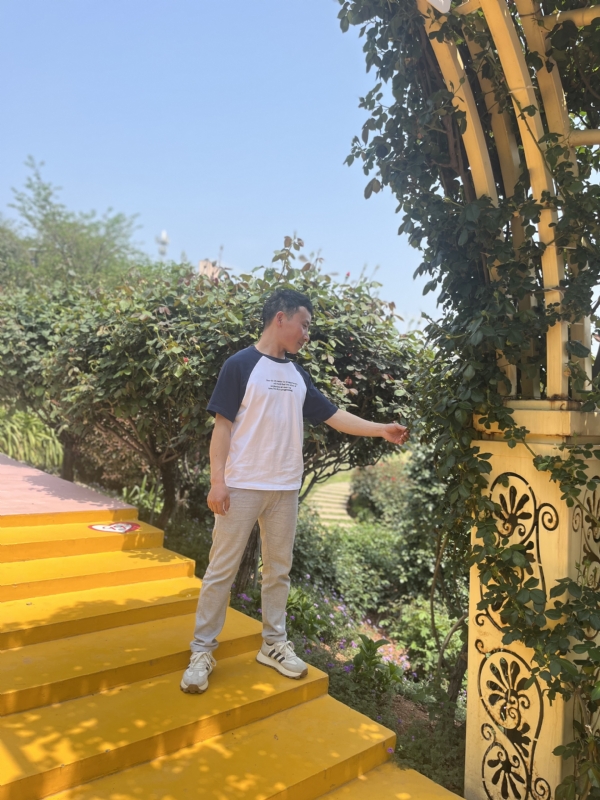 罗湘的第一张照片--邯郸相亲服务中心