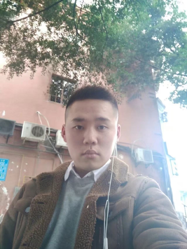 想了很久的男人的第一张照片--邯郸相亲服务中心