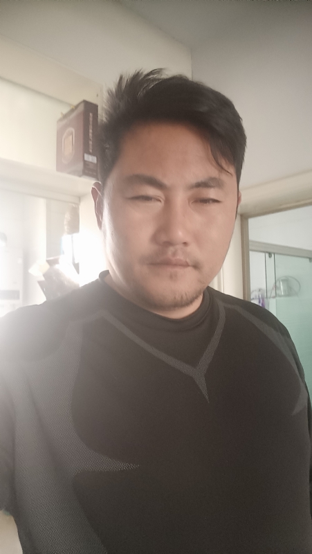 冲出亚马逊的第一张照片--邯郸相亲服务中心