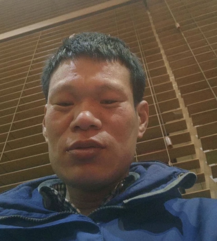 爱你在心口难开的第一张照片--邯郸相亲服务中心