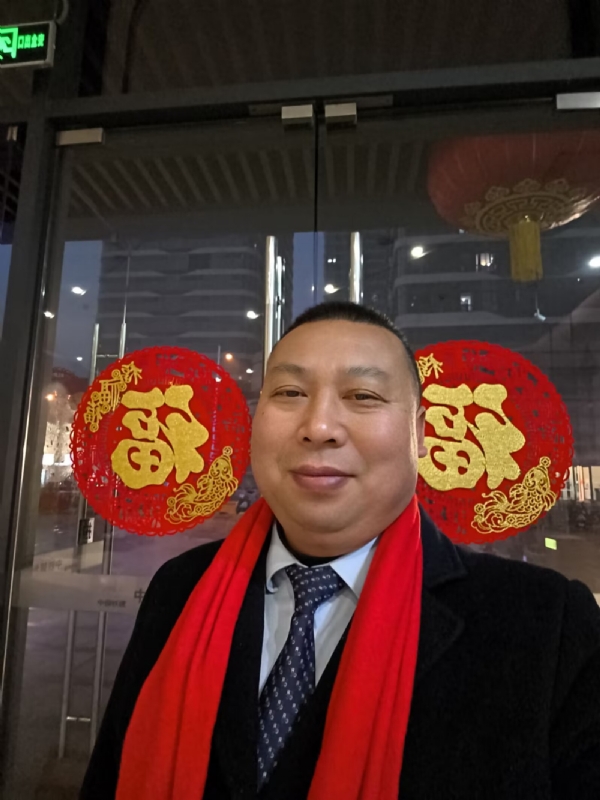 半百悟红尘的第一张照片--邯郸相亲服务中心