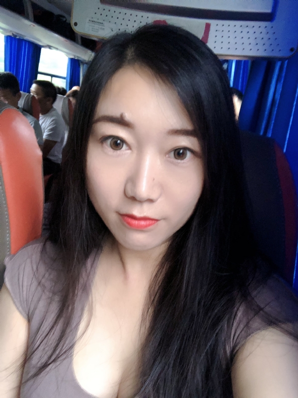 杨杨的第一张照片--邯郸相亲服务中心