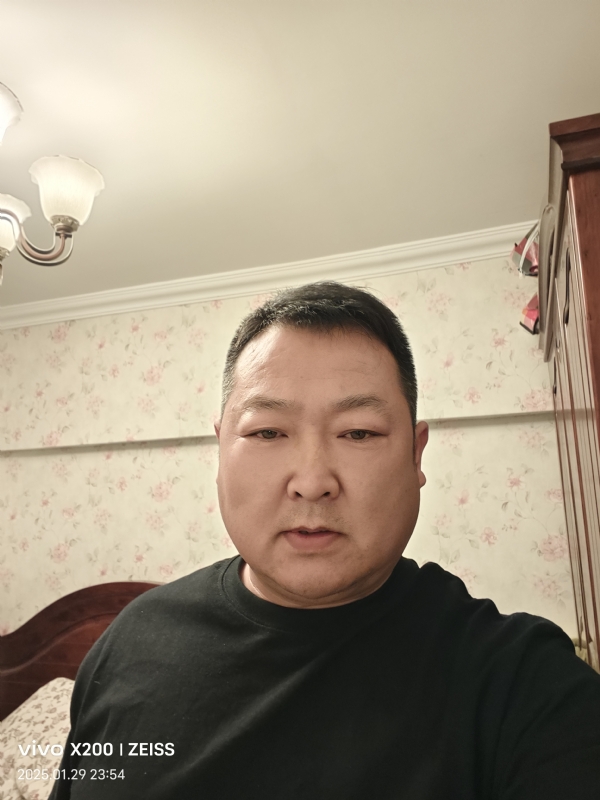 峰哥的第一张照片--邯郸相亲服务中心