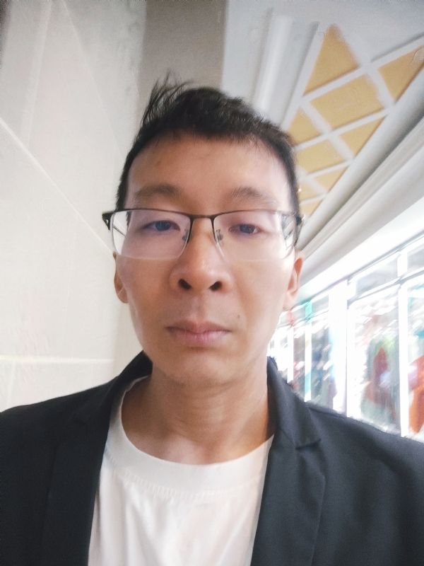 欣欣向荣的第一张照片--邯郸相亲服务中心