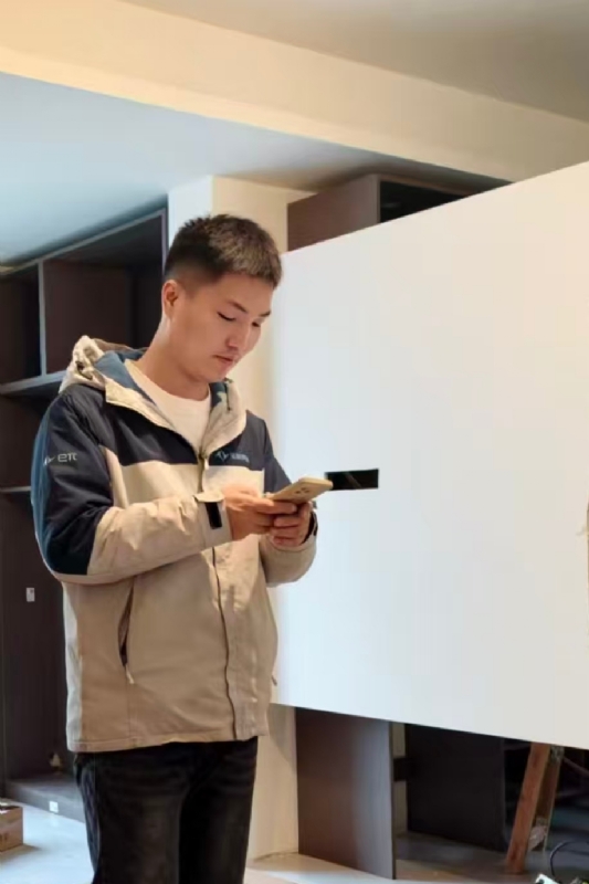 熊展的第一张照片--邯郸相亲服务中心