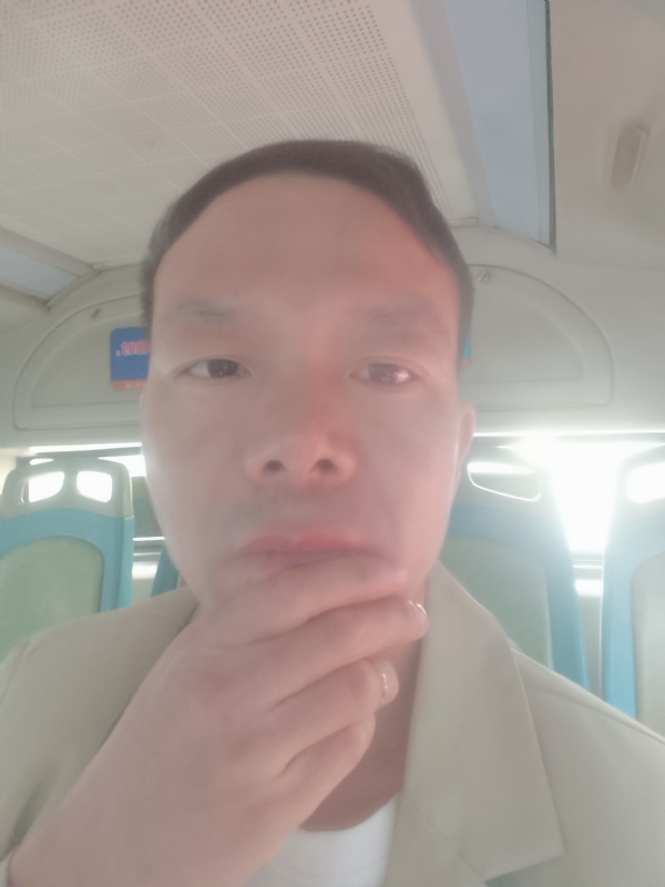 青盘的第一张照片--邯郸相亲服务中心