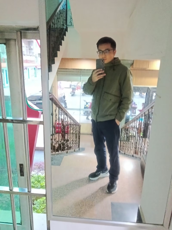 沧海一粟的第三张照片--邯郸相亲服务中心