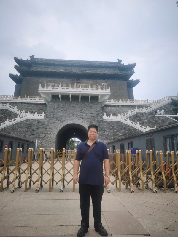 伟哥的第一张照片--邯郸相亲服务中心