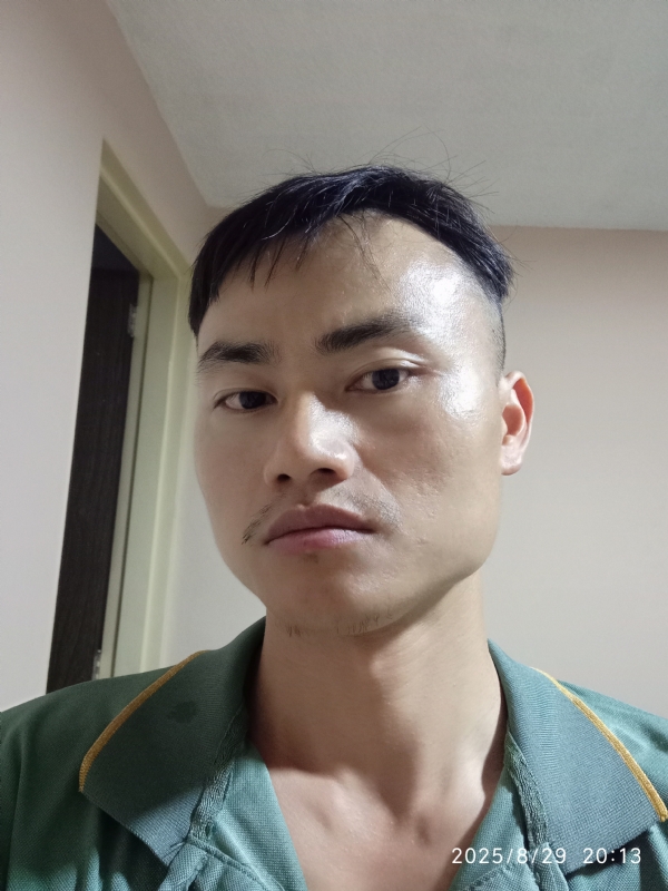 自简的第一张照片--邯郸相亲服务中心