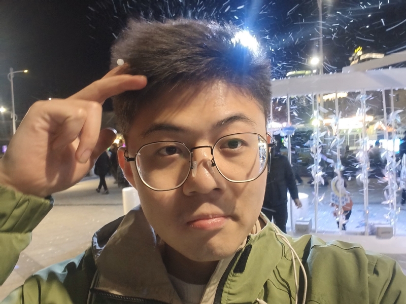 独揽星河的第一张照片--邯郸相亲服务中心