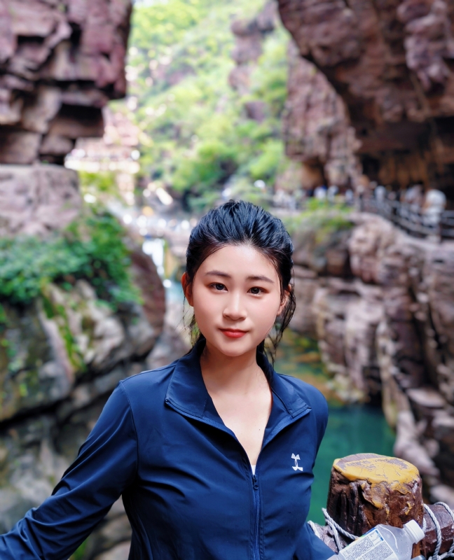 小S的第一张照片--邯郸相亲服务中心