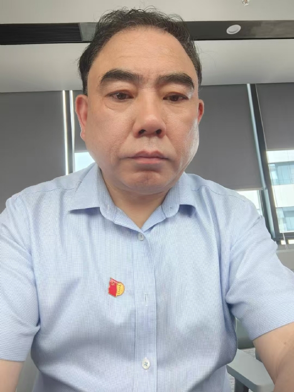 邹先生的第二张照片--邯郸相亲服务中心