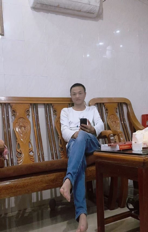 知年的第三张照片--邯郸相亲服务中心