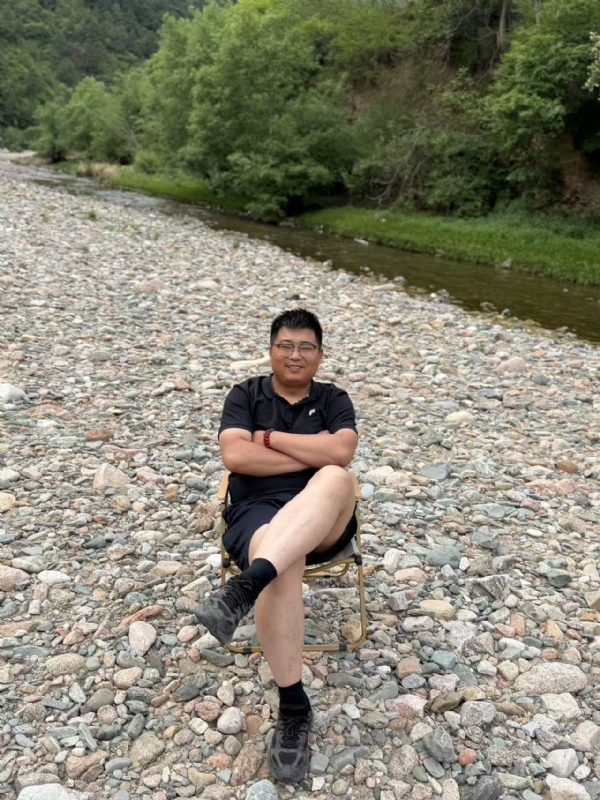 杨先生的第二张照片--邯郸相亲服务中心